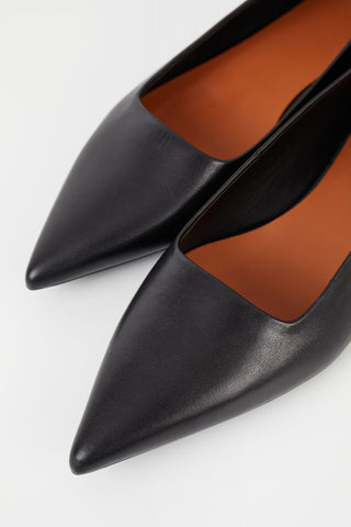 Hermine Ballet Flats in Black
