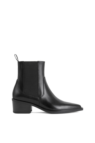 Kelsey Boots in Black