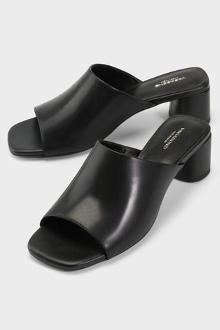 Piper Sandal in Black
