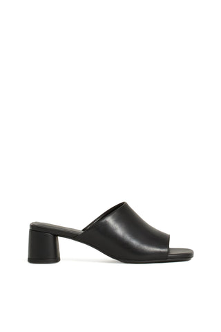 Piper Sandal in Black