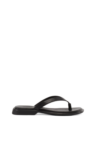 Izzy Flip Flop in Black