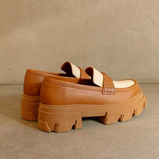 Trailblazer Loafers in Tan Ivory